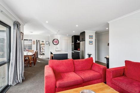 Photo of property in 36 Luxembourg Crescent, Halswell, Christchurch, 8025