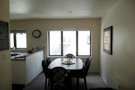 Photo of property in 2/240 The Terrace, Wellington Central, Wellington, 6011