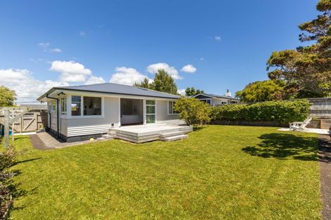 Photo of property in 52 Clawton Street, Westown, New Plymouth, 4310