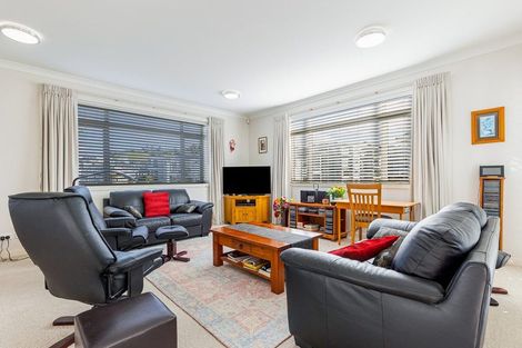 Photo of property in 86 Eaves Bush Parade, Orewa, 0931