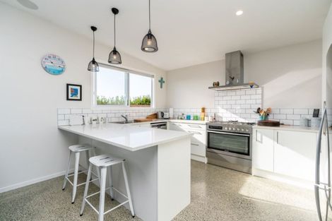 Photo of property in 13a Dune View Drive, Mangawhai, 0505