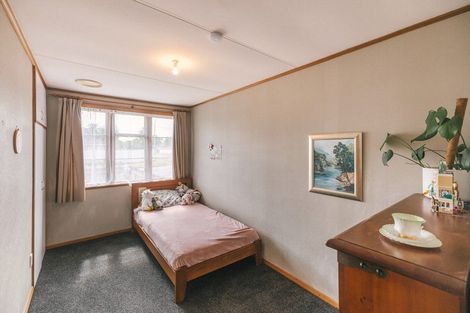 Photo of property in 24 Thames Street, Roslyn, Palmerston North, 4414