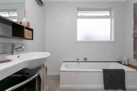 Photo of property in 93 Taharepa Road, Hilltop, Taupo, 3330