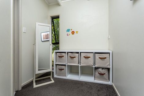 Photo of property in 34 Unsworth Drive, Unsworth Heights, Auckland, 0632