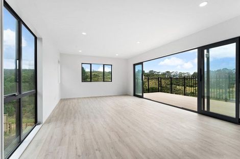 Photo of property in 27 Kotuitui Drive, Wainui, 0992