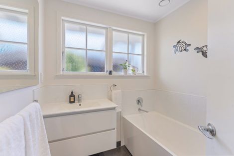 Photo of property in 42 Tui Road, Raumati Beach, Paraparaumu, 5032