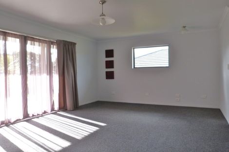 Photo of property in 12 Karo Street, Ruakaka, 0116