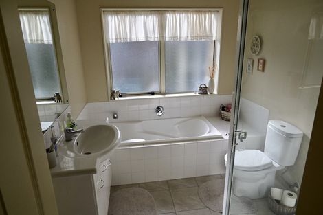 Photo of property in 69 Riverside Road, Orewa, 0931