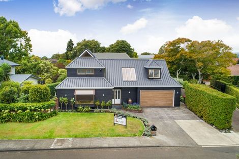 Photo of property in 8 Caccia Birch Lane, Hokowhitu, Palmerston North, 4410