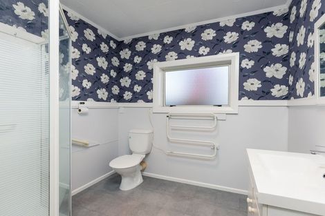 Photo of property in 43 Harris Street, Waimate, 7924