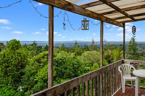 Photo of property in 31b Bush Road, Waiatarua, Auckland, 0604