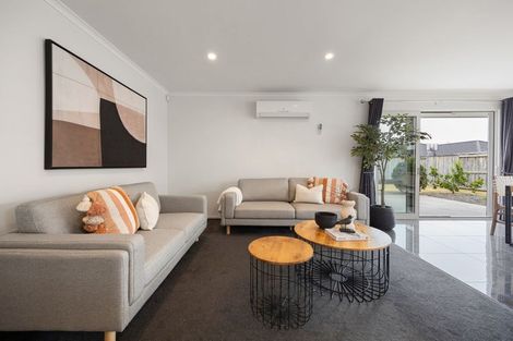 Photo of property in 9 Magellan Rise, Flagstaff, Hamilton, 3210