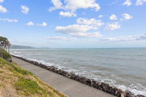 Photo of property in 37 The Esplanade, Raumati South, Paraparaumu, 5032