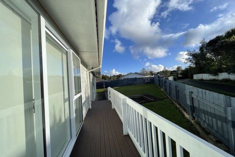 Photo of property in 99 Sycamore Drive, Sunnynook, Auckland, 0620