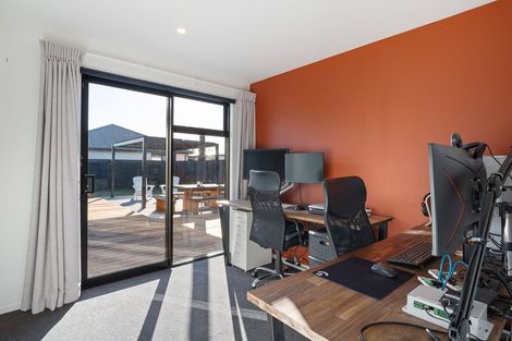 Photo of property in 4/21 Blakes Road, Belfast, Christchurch, 8051