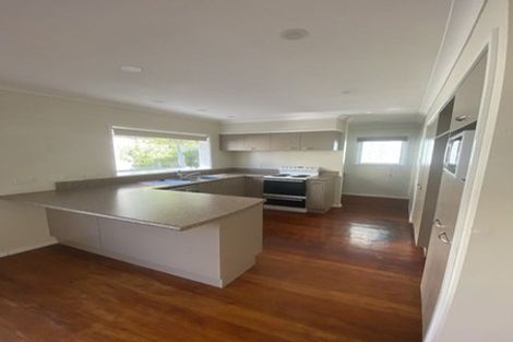 Photo of property in 11 Huia Street, Tawa, Wellington, 5028