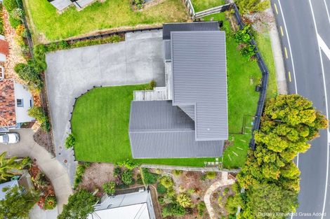 Photo of property in 2d Vipond Road, Stanmore Bay, Whangaparaoa, 0932