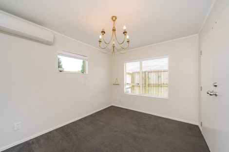 Photo of property in 106 Roberts Line, Kelvin Grove, Palmerston North, 4414