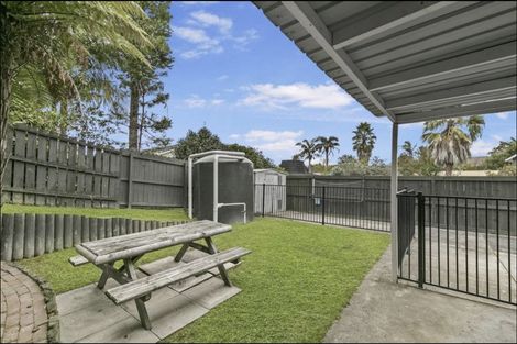 Photo of property in 2/386 Great South Road, Opaheke, Papakura, 2113