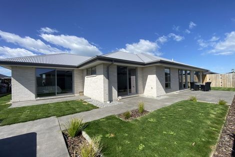 Photo of property in 9 Frogmore Way, Rolleston, 7615
