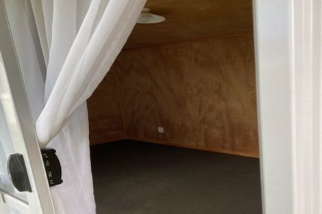 Photo of property in 135a Avalon Drive, Nawton, Hamilton, 3200