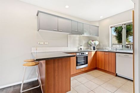 Photo of property in 7 Mt Lebanon Lane, Henderson, Auckland, 0612