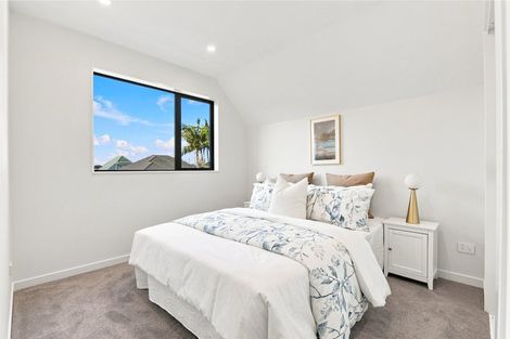 Photo of property in 12d Gordon Avenue, Milford, Auckland, 0620