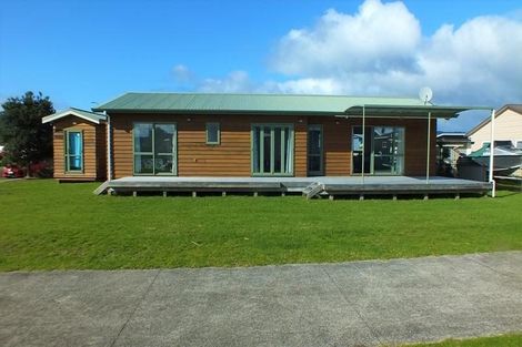 Photo of property in 192 Ngaio Drive, Matarangi, Whitianga, 3592
