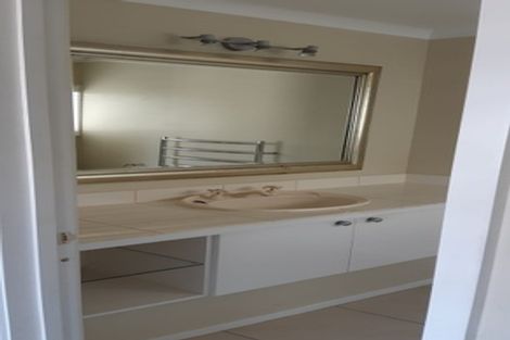 Photo of property in 2/36 Nihill Crescent, Mission Bay, Auckland, 1071