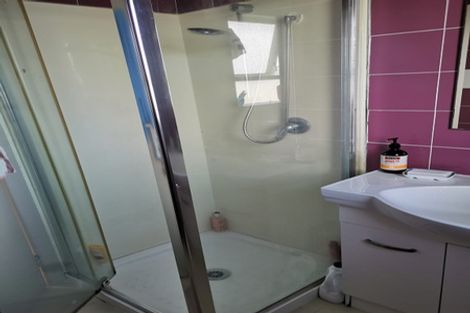 Photo of property in 1/31 Becroft Drive, Forrest Hill, Auckland, 0620