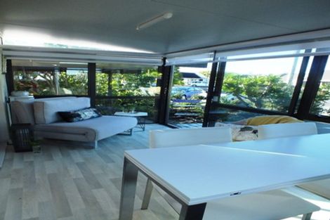 Photo of property in 3 Bellbird Place, Orewa, 0931