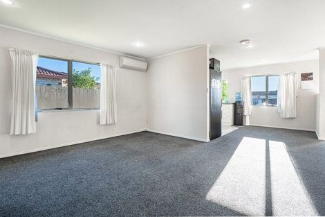 Photo of property in 4 Margarita Rise, Pukekohe, 2120