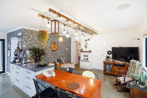 Photo of property in 63 Himatangi Street, Himatangi Beach, Foxton, 4891