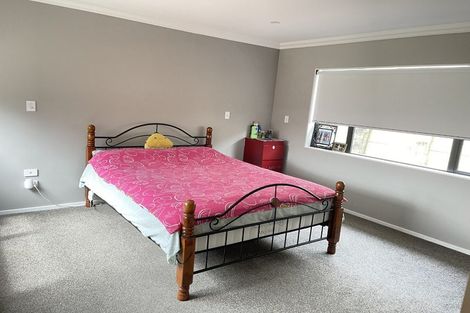 Photo of property in 4 Opouatu Avenue, Glenbrook, Waiuku, 2681