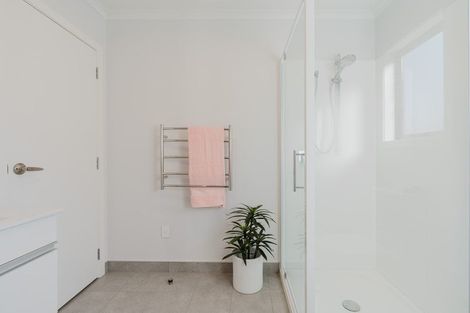 Photo of property in 4/146 Sandwich Road, Saint Andrews, Hamilton, 3200