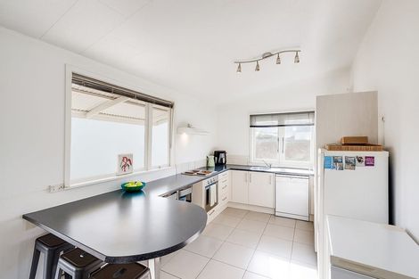 Photo of property in 2 Avondale Road, Taradale, Napier, 4112