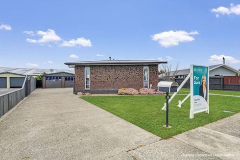 Photo of property in 42 Acacia Street, Kelvin Grove, Palmerston North, 4414