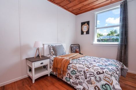 Photo of property in 9a Farnworth Avenue, Holdens Bay, Rotorua, 3010