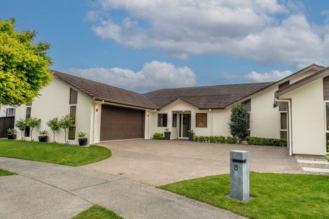 Photo of property in 15 Bentley Rise, Flagstaff, Hamilton, 3210