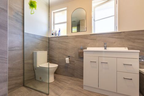 Photo of property in 46 Miller Street, Dannevirke, 4930