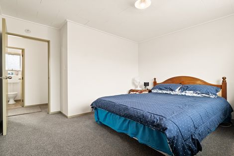 Photo of property in 17 Bradshaw Street, South Dunedin, Dunedin, 9012