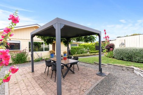 Photo of property in 117 Bradbury Road, Botany Downs, Auckland, 2010