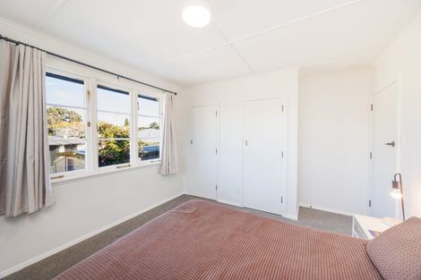 Photo of property in 1 Salisbury Avenue, Terrace End, Palmerston North, 4410