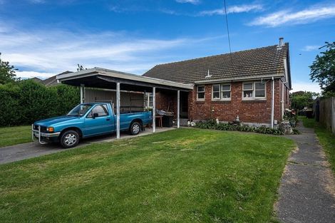 Photo of property in 30 Avro Crescent, Hornby, Christchurch, 8042
