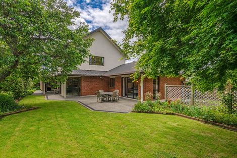 Photo of property in 11 Balcairn Place, Terrace End, Palmerston North, 4410
