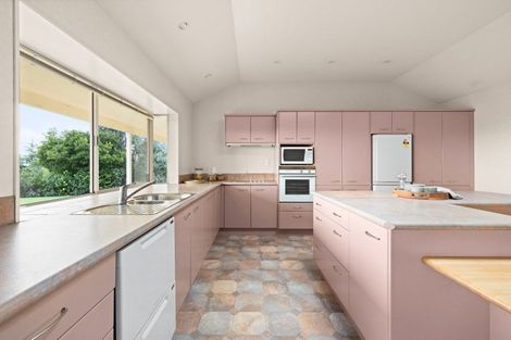 Photo of property in 122 Kopanga Heights Lane, Havelock North, 4130