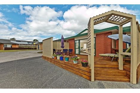 Photo of property in 2/11 Roanoke Way, Albany, Auckland, 0632