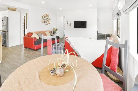 Photo of property in 38a Claude Street, Fairfield, Hamilton, 3214