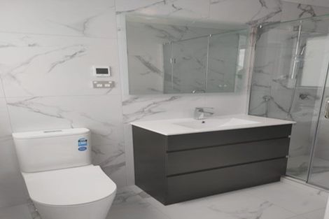 Photo of property in 3/5 Bolton Street, Blockhouse Bay, Auckland, 0600