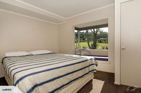 Photo of property in 10 Taunui Place, Cooks Beach, Whitianga, 3591
